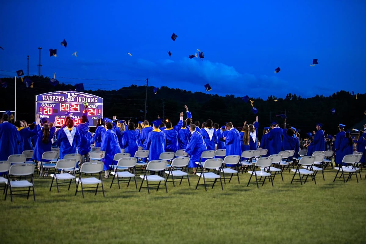 HHS welcomes 133 new graduates to alumni cohort