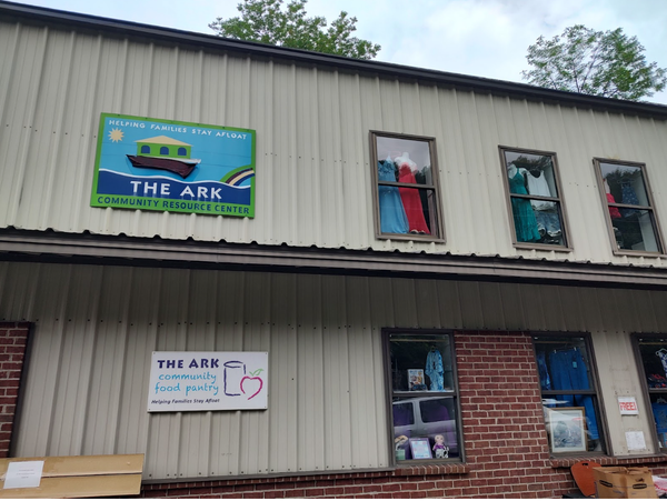 Neighbors who lunch: Ark's weekly meal service for seniors builds community