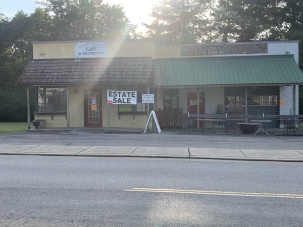 Main St. property owners hosting liquidation sale
