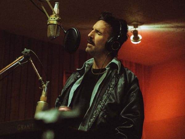 Jake Owen: Middle Age Savvy